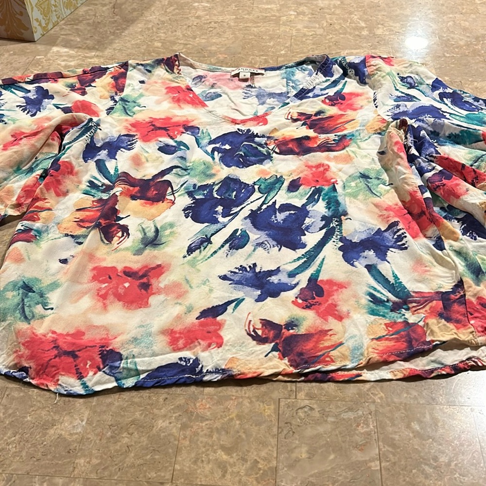 BNWOT,Small Andree by unit blouse